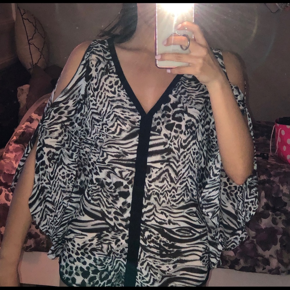 Guess Sexy leopard blouse